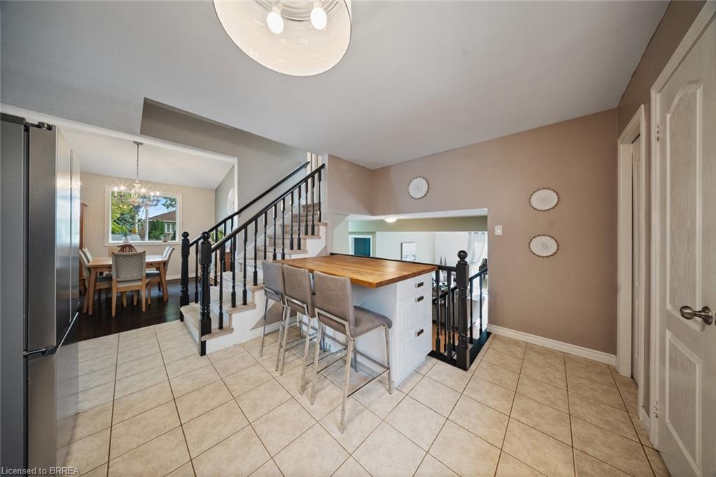 43 Idlewilde Lane, Hamilton, ON - Indoor Photo Showing Other Room