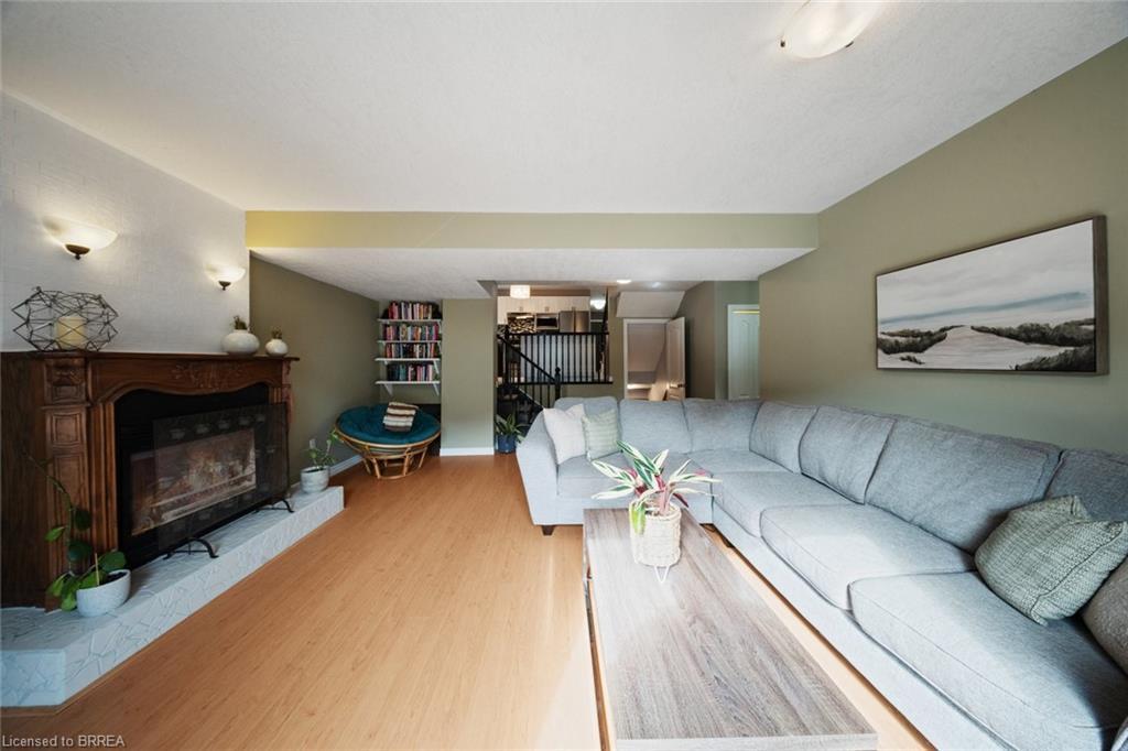 43 Idlewilde Lane, Hamilton, ON - Indoor Photo Showing Living Room With Fireplace