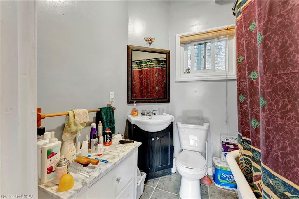 39 Port Street, Brantford, ON