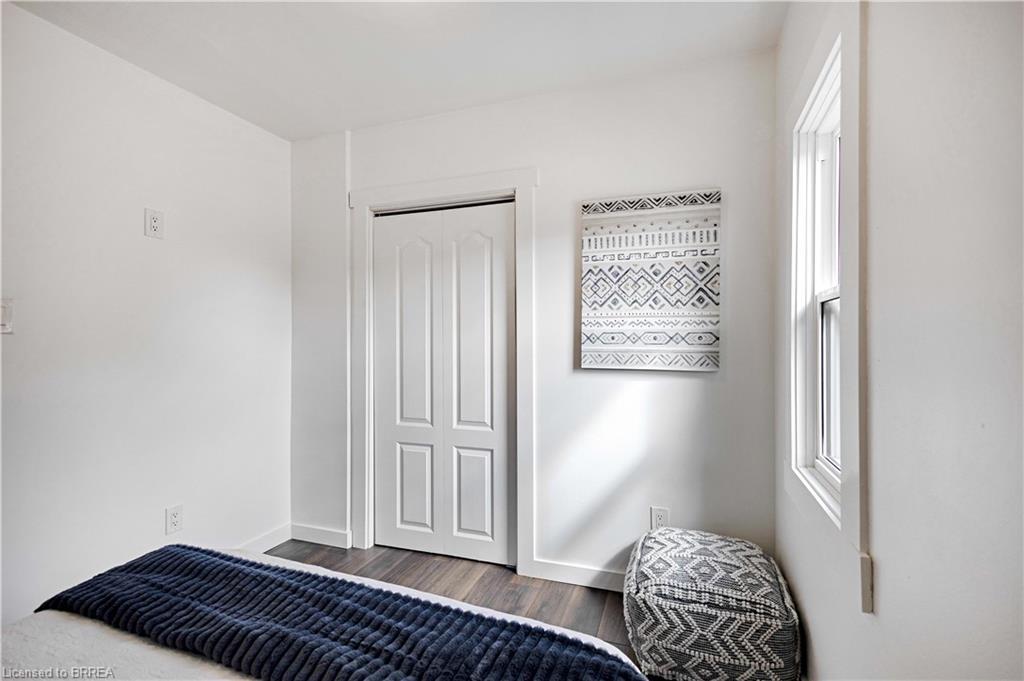 50 Morton Avenue, Brantford, ON - Indoor Photo Showing Bedroom