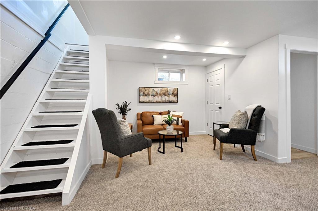 50 Morton Avenue, Brantford, ON - Indoor Photo Showing Other Room