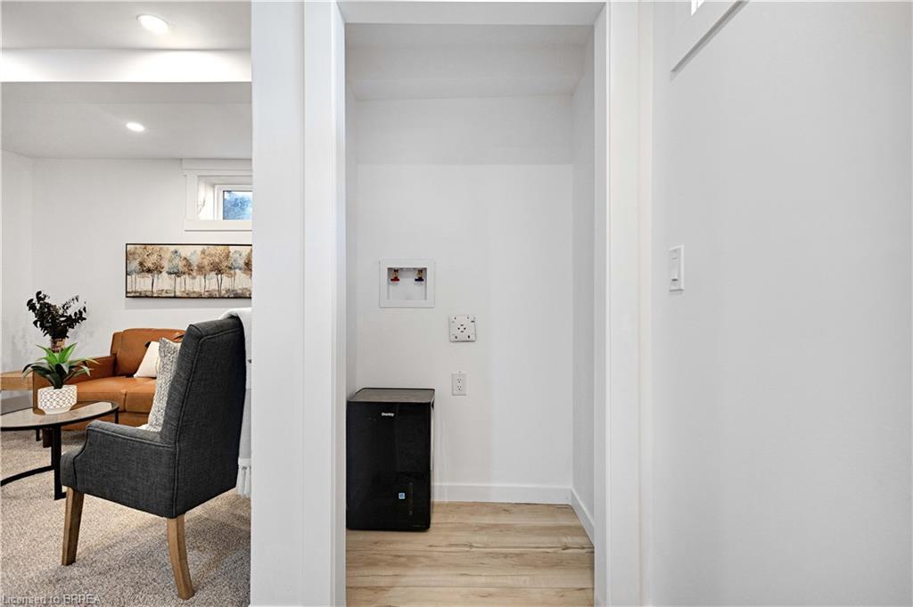 50 Morton Avenue, Brantford, ON - Indoor Photo Showing Other Room