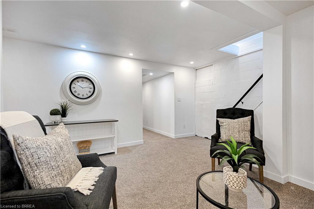 50 Morton Avenue, Brantford, ON - Indoor