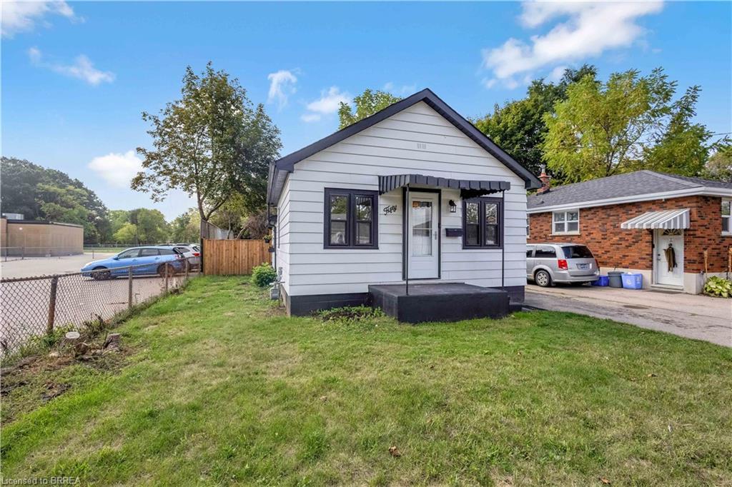 50 Morton Avenue, Brantford, ON - Outdoor