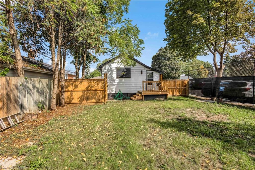 50 Morton Avenue, Brantford, ON - Outdoor
