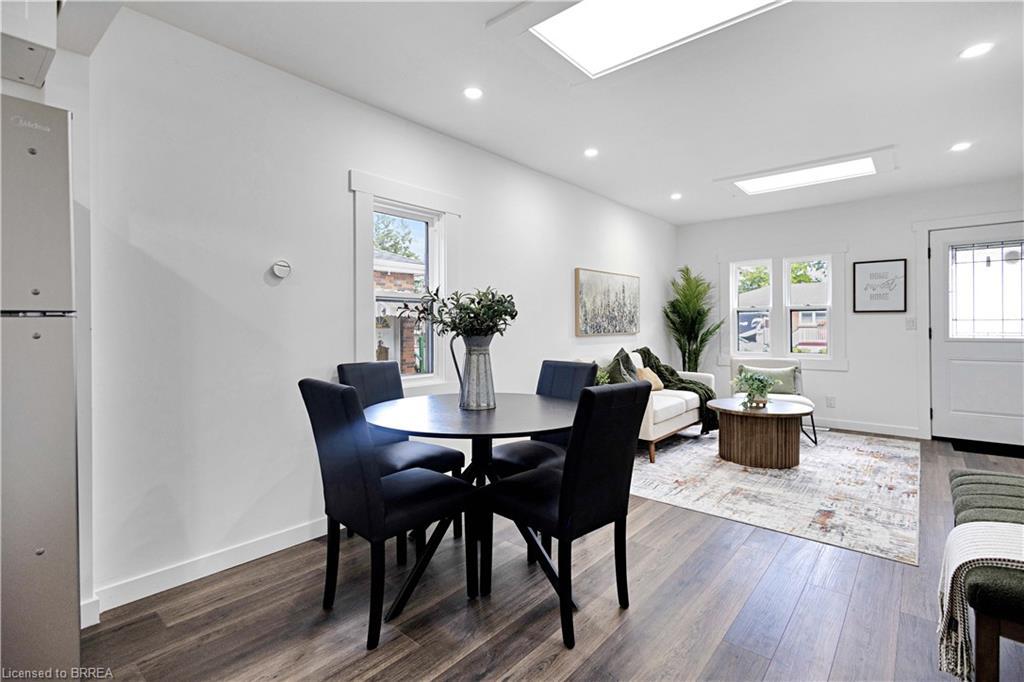50 Morton Avenue, Brantford, ON - Indoor Photo Showing Dining Room
