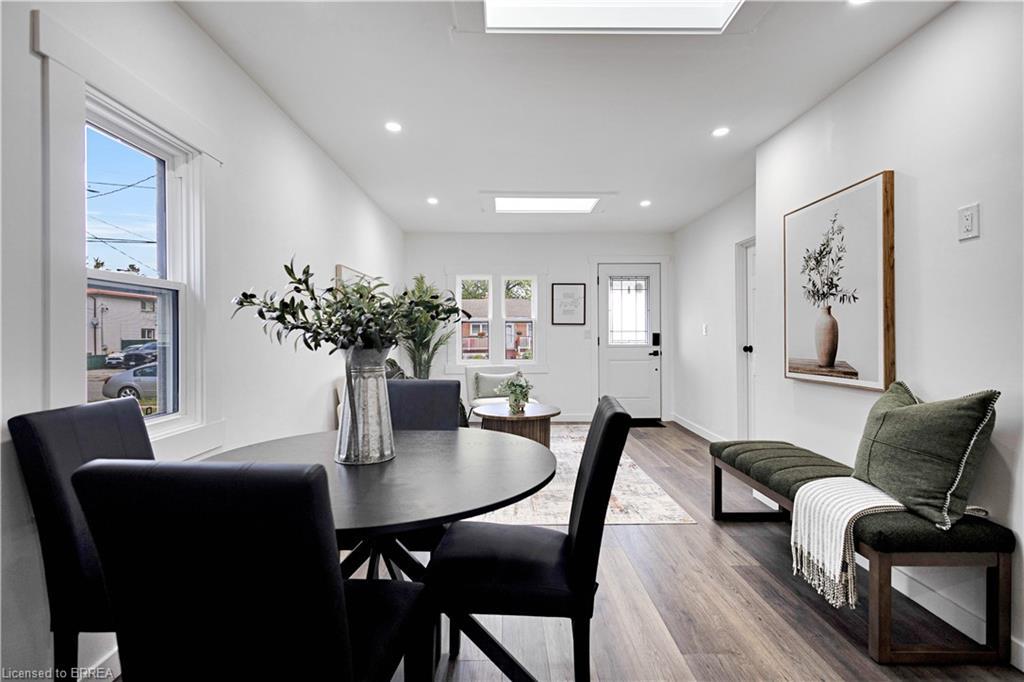 50 Morton Avenue, Brantford, ON - Indoor