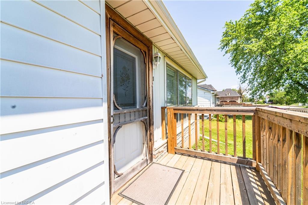 13 West Avenue, Stoney Creek, ON - Outdoor With Exterior