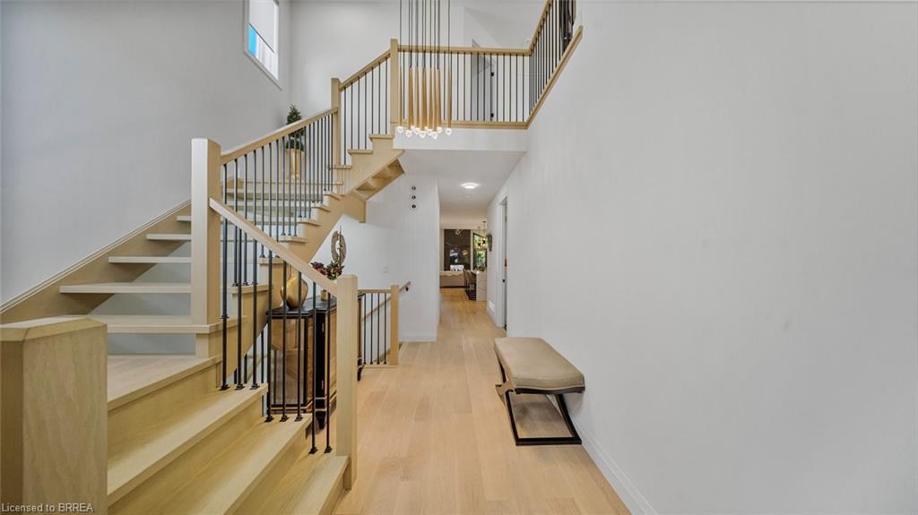 17-242 Mount Pleasant Street, Brantford, ON - Indoor Photo Showing Other Room