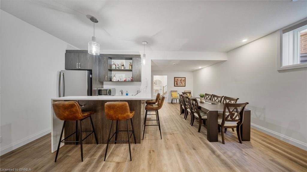 17-242 Mount Pleasant Street, Brantford, ON - Indoor