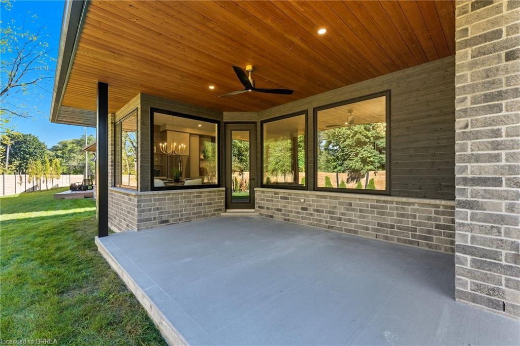 141 Parkside Drive, Brantford, ON - Outdoor With Deck Patio Veranda With Exterior