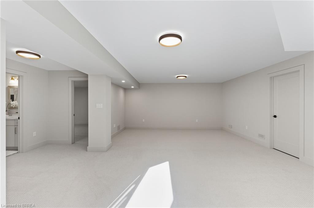 141 Parkside Drive, Brantford, ON - Indoor