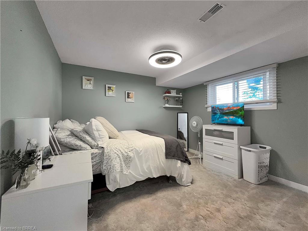 46 Davis Street W, Simcoe, ON - Indoor Photo Showing Bedroom