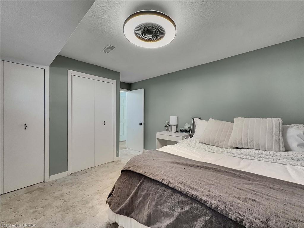 46 Davis Street W, Simcoe, ON - Indoor Photo Showing Bedroom