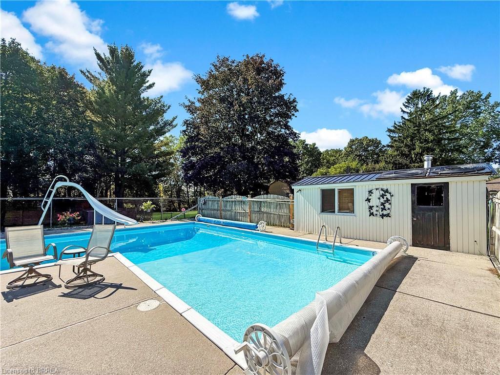 46 Davis Street W, Simcoe, ON - Outdoor With In Ground Pool