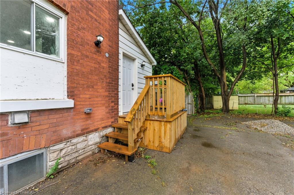 232 Brock Street, Brantford, ON - Outdoor With Exterior