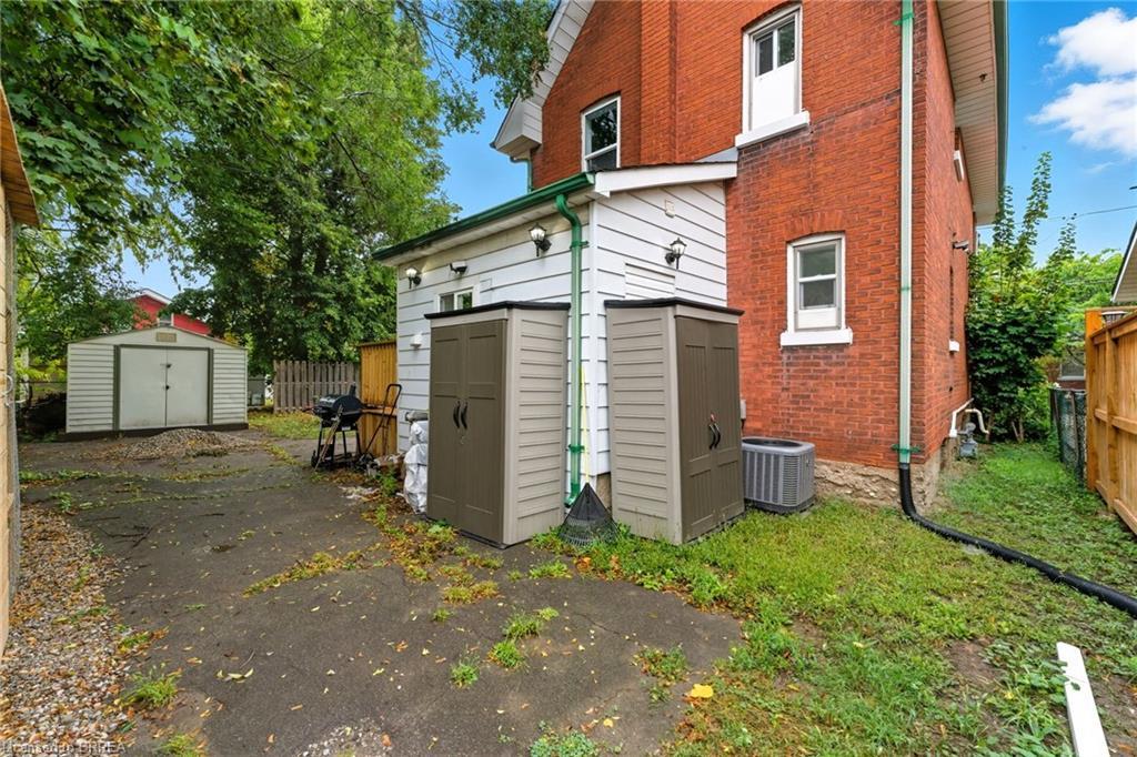 232 Brock Street, Brantford, ON - Outdoor With Exterior