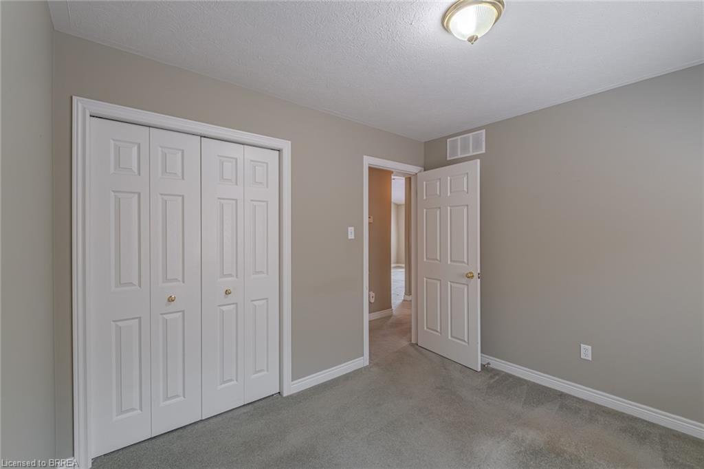 26 Macdonald Crescent, Brantford, ON - Indoor