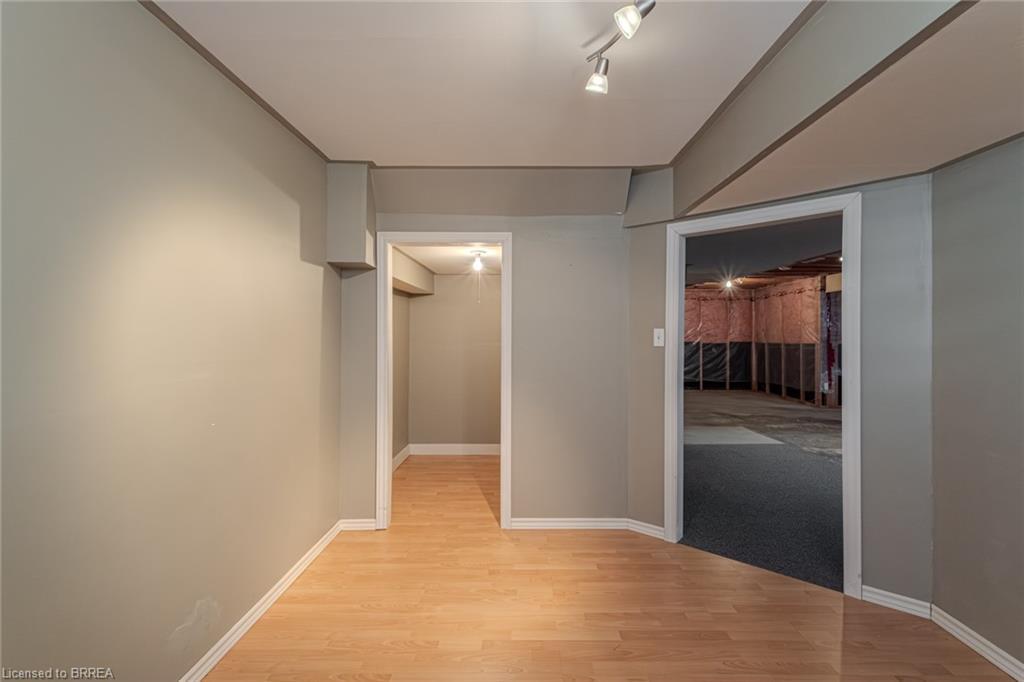 26 Macdonald Crescent, Brantford, ON - Indoor Photo Showing Other Room