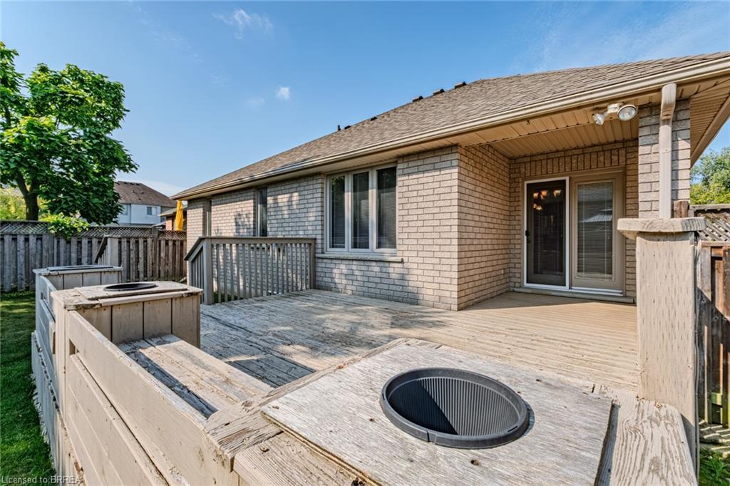 26 Macdonald Crescent, Brantford, ON - Outdoor With Exterior