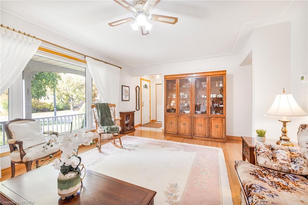 48 Ellenson Drive, Brantford, ON - Indoor Photo Showing Other Room