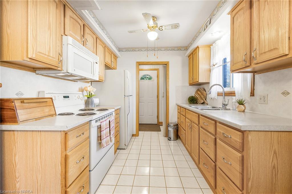 48 Ellenson Drive, Brantford, ON - Indoor Photo Showing Kitchen With Double Sink