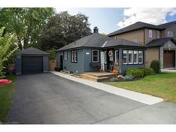 92 Sovereign Street W Waterford, ON N0E 1Y0