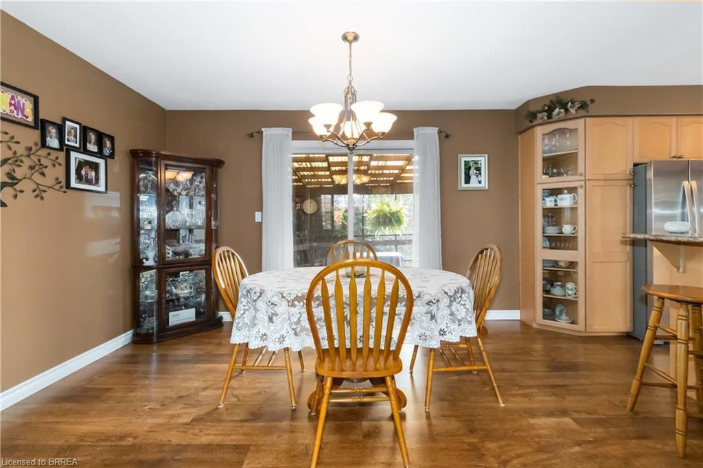 725 Hwy 54, Brantford, ON - Indoor Photo Showing Dining Room