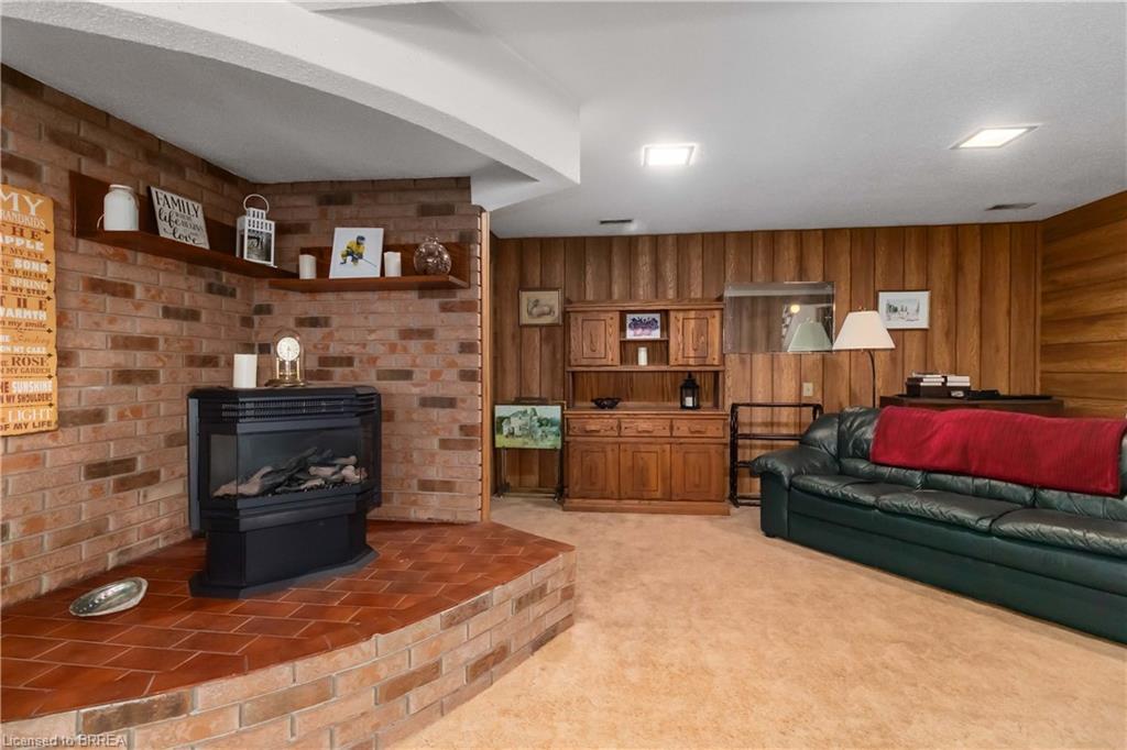 725 Hwy 54, Brantford, ON - Indoor With Fireplace