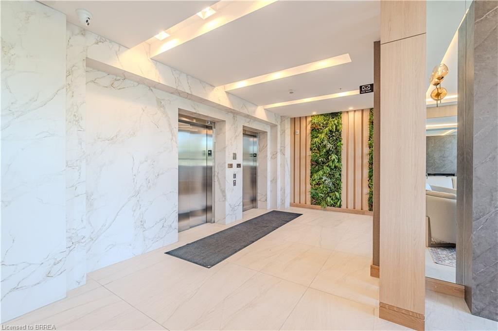 404-34 Norman Street, Brantford, ON - Indoor Photo Showing Other Room