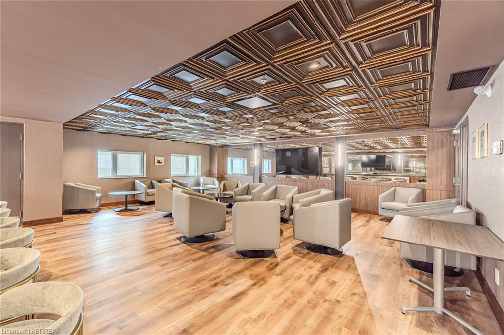 404-34 Norman Street, Brantford, ON - Indoor