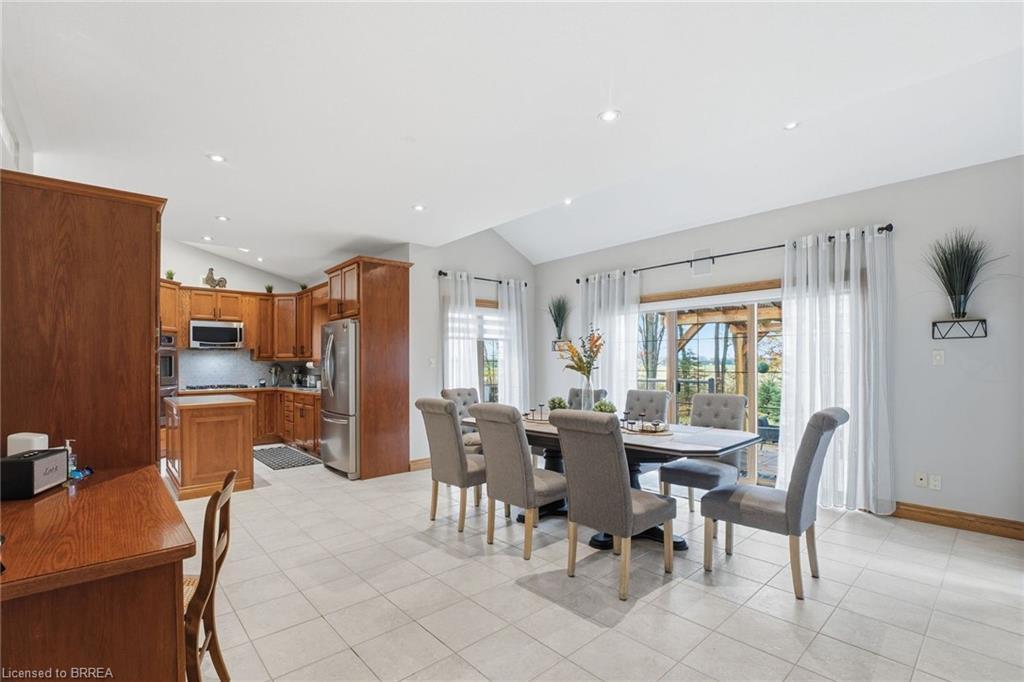 271 Windham 14 Road, Simcoe, ON - Indoor Photo Showing Dining Room