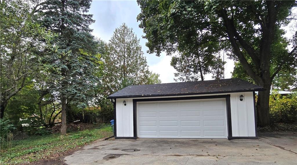 33 Islington Avenue, Guelph, ON