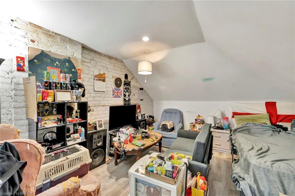 157-159 Market Street, Brantford, ON