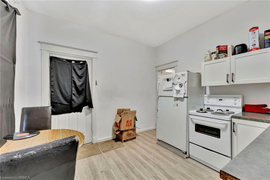 157-159 Market Street, Brantford, ON