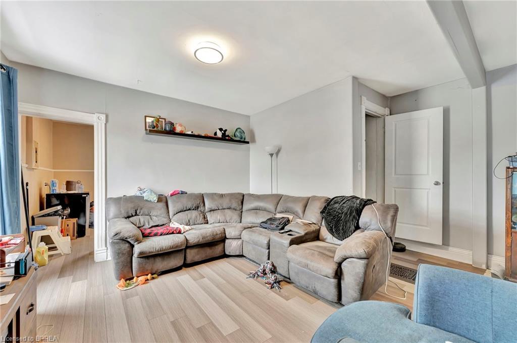 157-159 Market Street, Brantford, ON