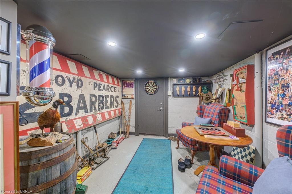 60-62 Colborne Street W, Brantford, ON