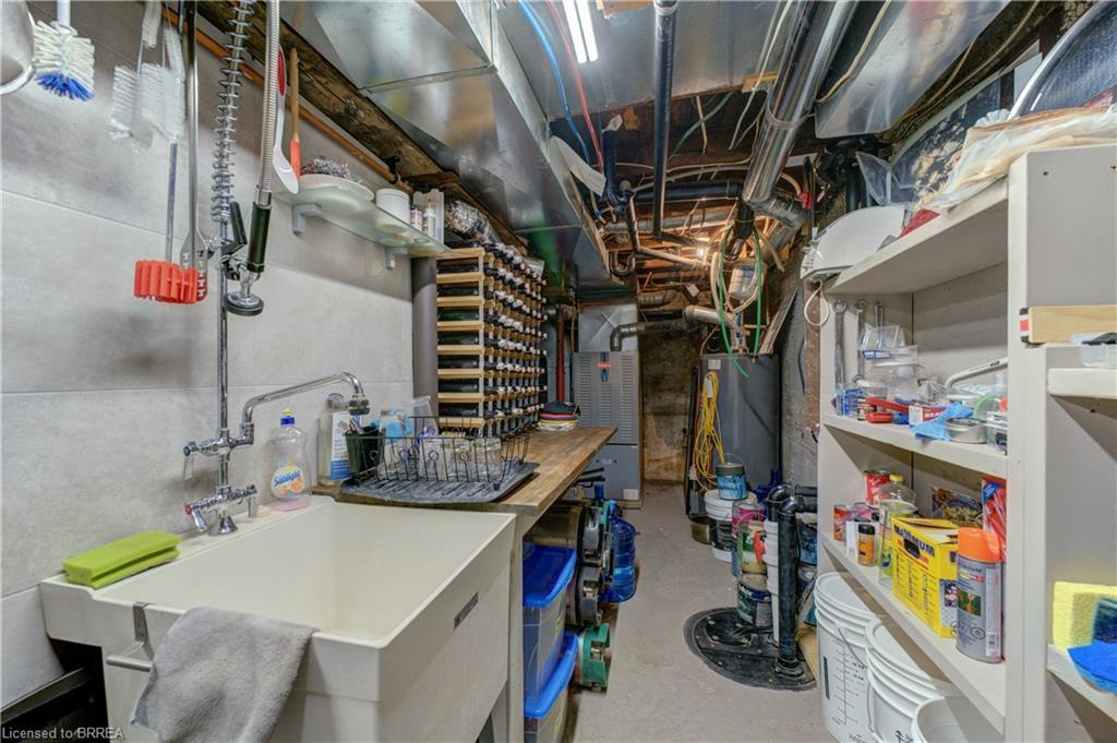 60-62 Colborne Street W, Brantford, ON