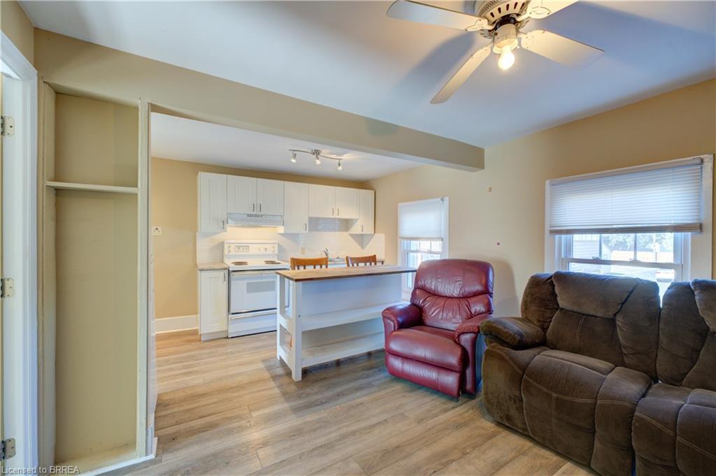 60-62 Colborne Street W, Brantford, ON