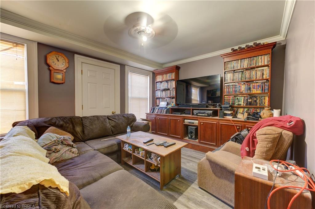 60-62 Colborne Street W, Brantford, ON