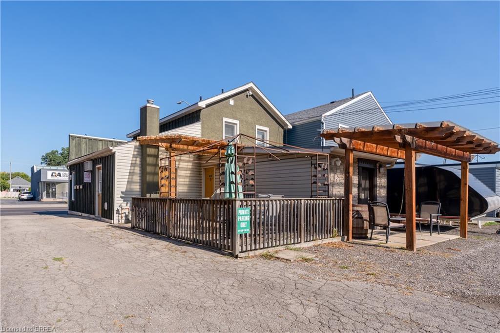 60-62 Colborne Street W, Brantford, ON