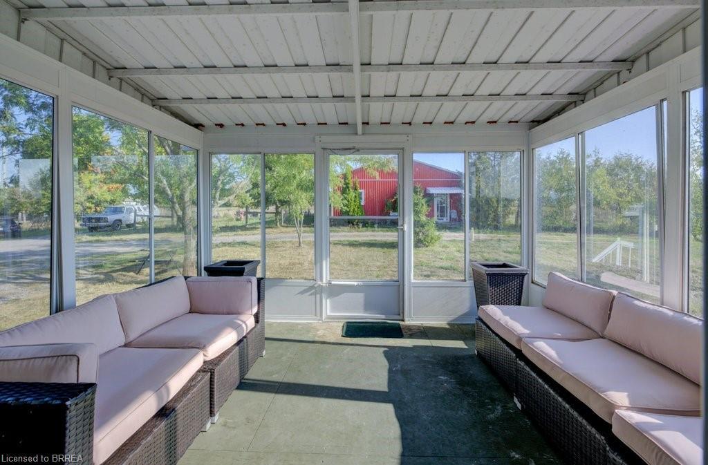 6737 Highway 20, Smithville, ON - Indoor