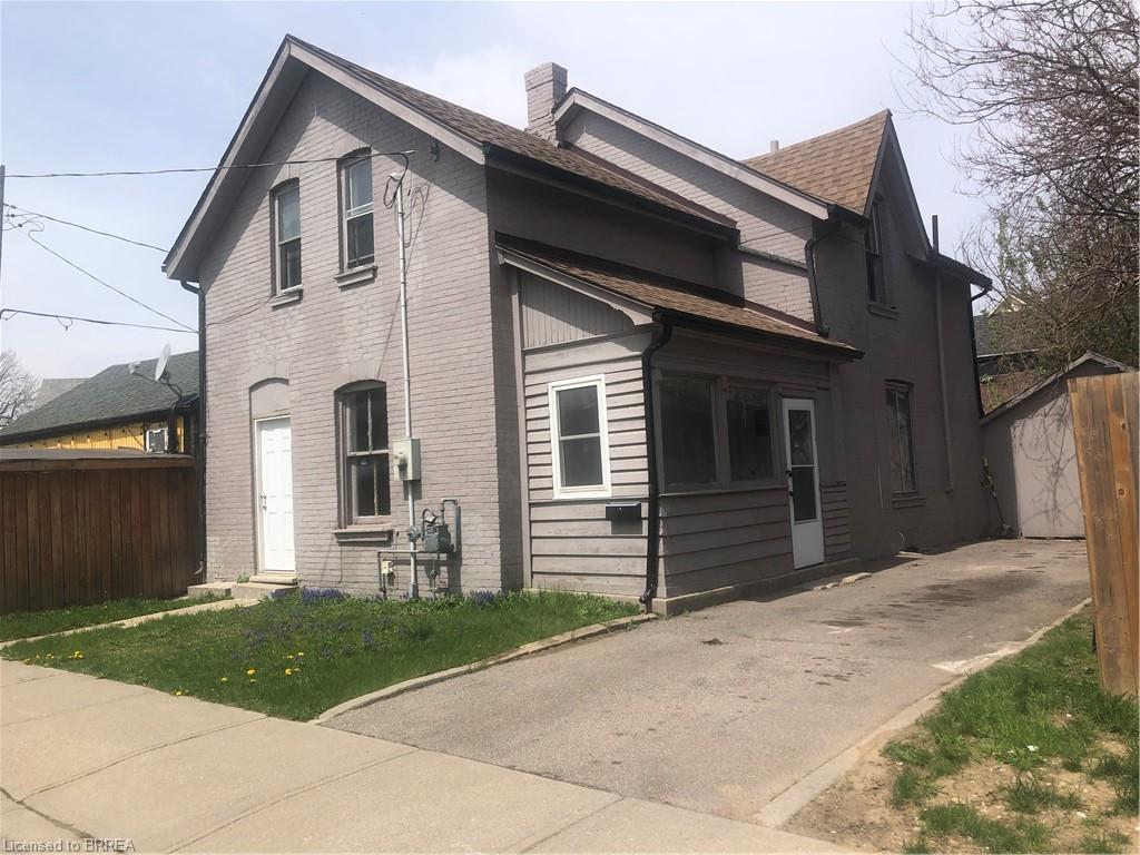 39 Park Avenue, Brantford, ON - Outdoor