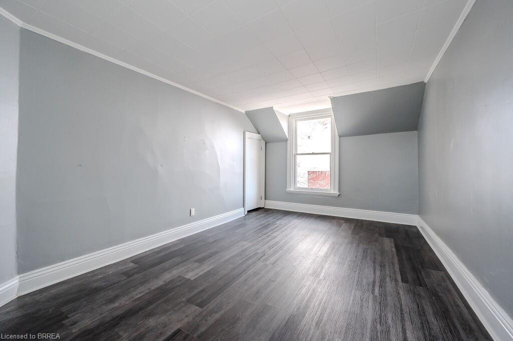 39 Park Avenue, Brantford, ON - Indoor Photo Showing Other Room