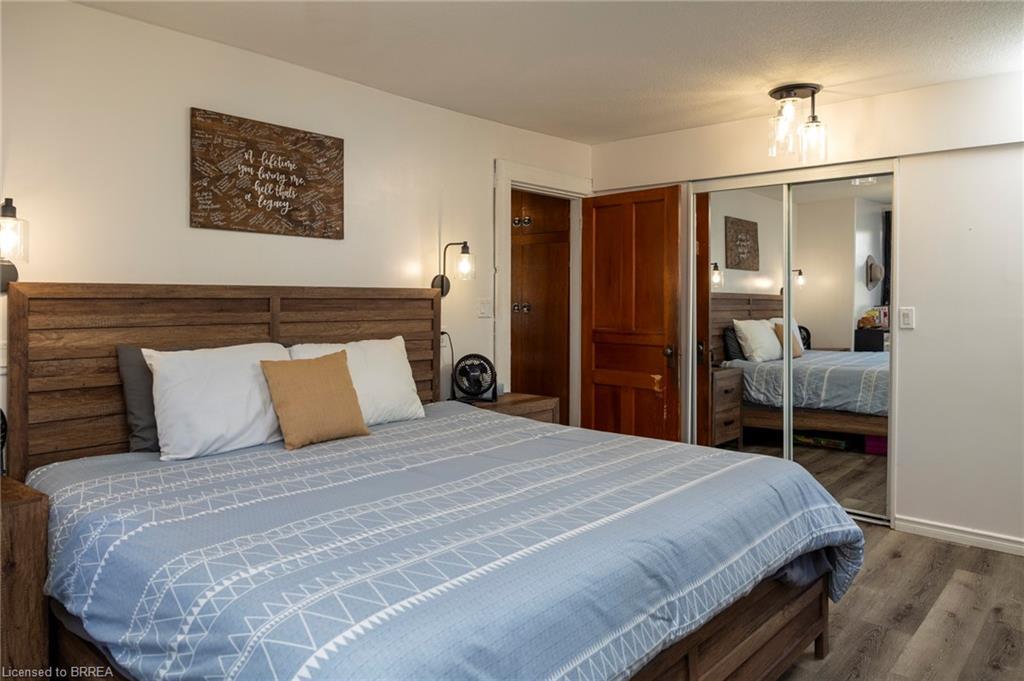 47 Simcoe Street, Scotland, ON - Indoor Photo Showing Bedroom