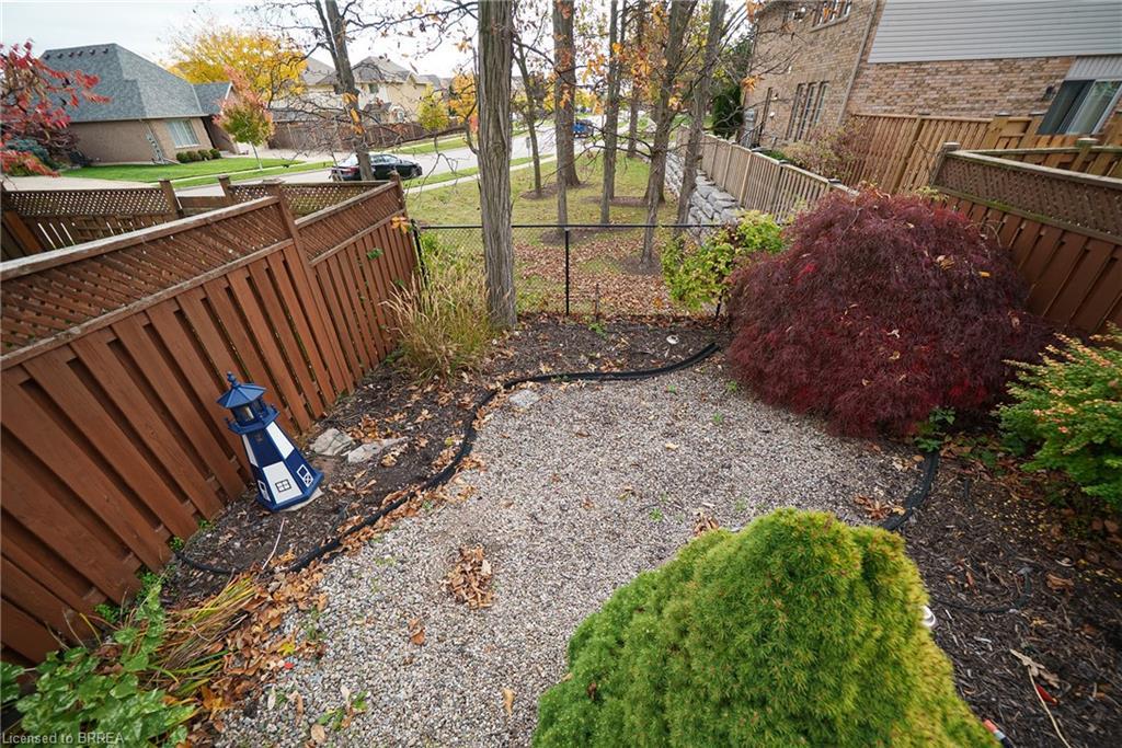 4106 Kryzan Drive, Burlington, ON - Outdoor