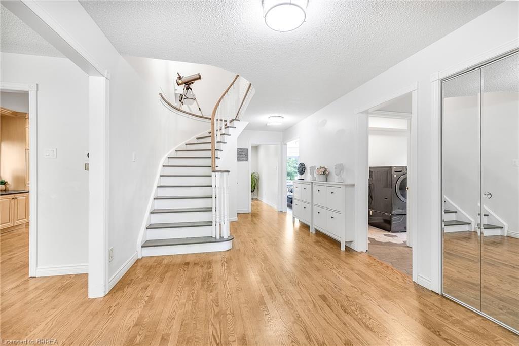 26 Dundalk Crescent, Brampton, ON - Indoor Photo Showing Other Room