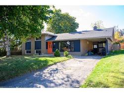 44 Market Street Paris, ON N3L 3B2