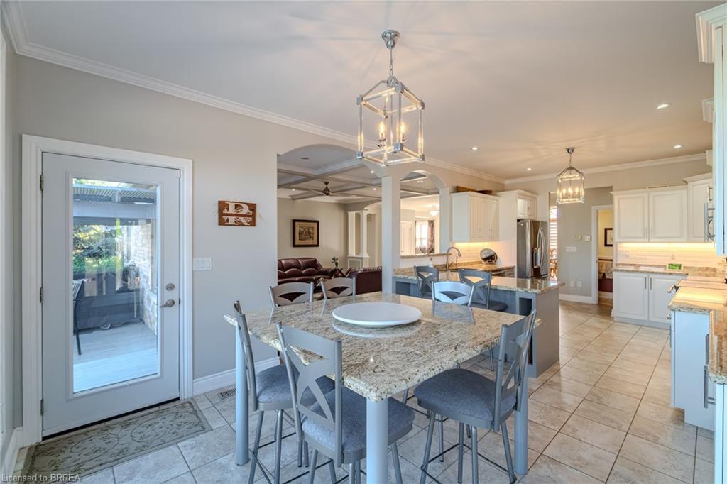 315 Brant County Rd 18 Road, Brantford, ON - Indoor Photo Showing Dining Room