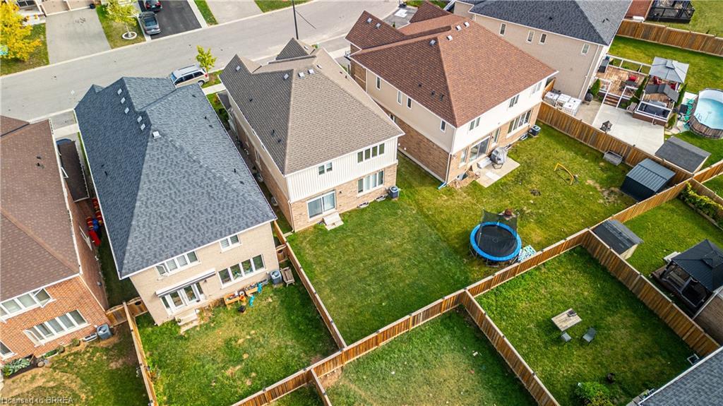 77 Barlow Place Place, Paris, ON - Outdoor